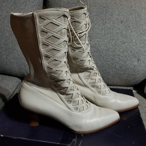 Stuart Weitzman Lattice Knight boots, size 8.5